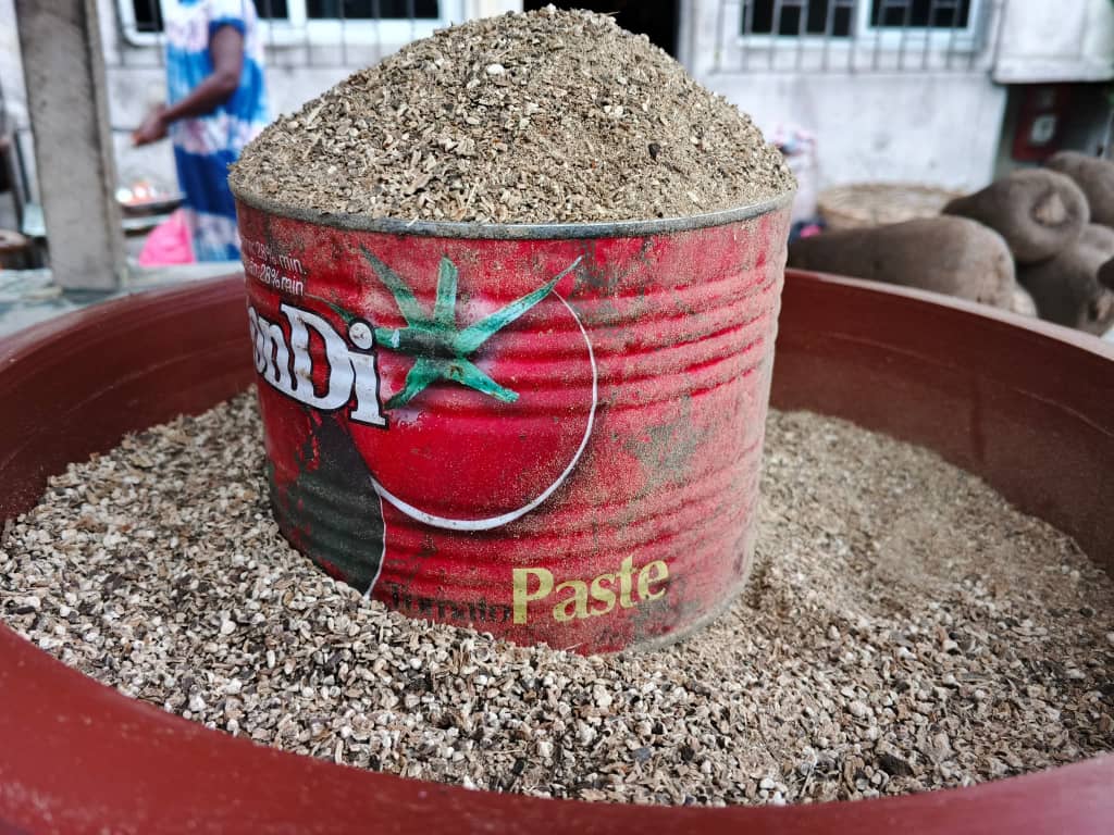 DJOUMGBLÉ OU POUDRE DE GOMBO SÉCHÉ (Boite)